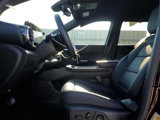 Used 2025 Chevrolet Equinox LT w/ Convenience Package II image 4