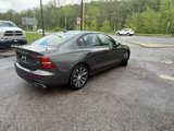 Used 2022 Volvo S60 B5 Inscription image 6
