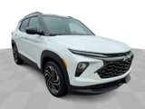 Used 2025 Chevrolet TrailBlazer RS w/ Driver Confidence Package image 2