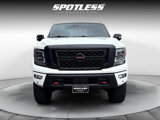 Used 2022 Nissan Titan PRO-4X w/ Pro-4x Convenience Package image 5