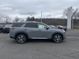 New 2025 Nissan Pathfinder Platinum image 4