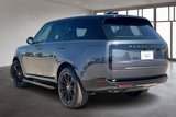 New 2025 Land Rover Range Rover SE image 3