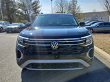 New 2025 Volkswagen Atlas Peak Edition SE image 2