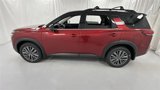 New 2025 Nissan Pathfinder SL image 6