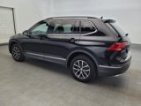 Used 2020 Volkswagen Tiguan SE w/ Panoramic Sunroof Package image 3