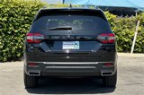 Used 2025 Honda Pilot Black Edition image 5