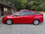 Used 2019 Toyota Prius LE image 2