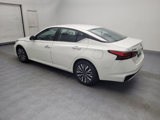 Used 2023 Nissan Altima 2.5 SV image 3