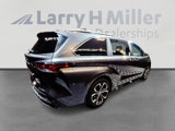 New 2025 Toyota Sienna Platinum image 5