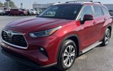 Used 2024 Toyota Highlander XLE image 4