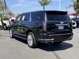Used 2025 Cadillac Escalade ESV Premium Luxury image 4