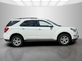 Used 2017 Chevrolet Equinox LT image 3