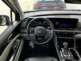 Used 2024 Kia Carnival EX image 3