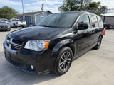Used 2017 Dodge Grand Caravan SXT image 2
