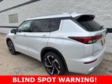 New 2025 Mitsubishi Outlander SEL image 5