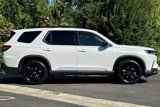 New 2025 Honda Pilot Black Edition image 4