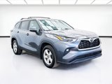 Used 2024 Toyota Highlander LE image 3