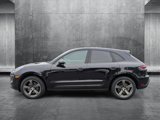 Certified 2024 Porsche Macan image 2