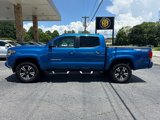 Used 2017 Toyota Tacoma TRD Sport image 4