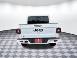 Used 2023 Jeep Gladiator Overland image 4