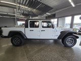 New 2025 Jeep Gladiator Rubicon w/ Convenience Group image 3