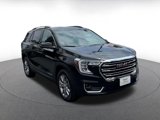 Used 2024 GMC Terrain SLT image 3