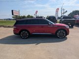 Used 2020 Lincoln Aviator Reserve w/ Equipment Group 202A image 4