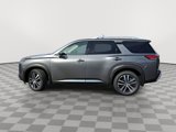 New 2025 Nissan Pathfinder Platinum image 5