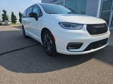 New 2026 Chrysler Pacifica Select image 3
