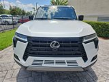 Used 2024 Lexus GX 550 image 2