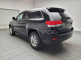 Used 2019 Jeep Grand Cherokee Laredo image 5