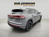 New 2025 Volkswagen Atlas Cross Sport SEL R-Line image 4