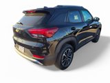Used 2025 Chevrolet TrailBlazer LT w/ Driver Confidence Package image 4