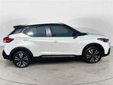 Used 2019 Nissan Kicks SR image 6