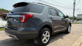 Used 2017 Ford Explorer XLT image 5