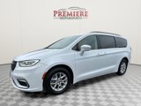 Used 2022 Chrysler Pacifica Touring-L image 3