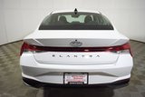 Used 2023 Hyundai Elantra SEL w/ Convenience Package image 4