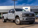 Used 2025 Ford F450 Platinum w/ Platinum Plus Package image 2
