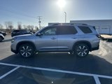 New 2025 Honda Pilot Touring image 2