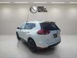 Used 2020 Nissan Rogue SV image 3