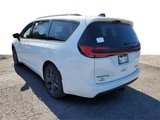 New 2026 Chrysler Pacifica Limited image 3