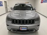 Used 2019 Jeep Grand Cherokee Limited w/ Luxury Group II image 4