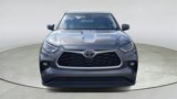Used 2023 Toyota Highlander LE image 2
