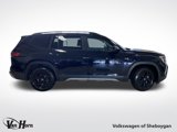 New 2025 Volkswagen Atlas Peak Edition SE image 2