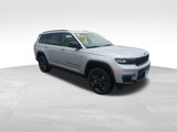 New 2025 Jeep Grand Cherokee L Limited image 3