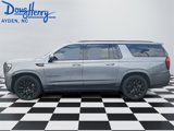 Used 2022 GMC Yukon XL Denali w/ Denali Premium Package image 2