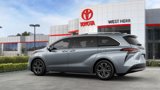 New 2025 Toyota Sienna Platinum image 5