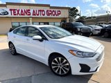 Used 2020 Ford Fusion SE image 2