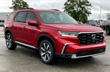 New 2025 Honda Pilot Touring image 2