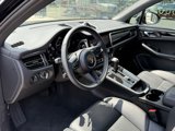 Certified 2025 Porsche Macan image 4